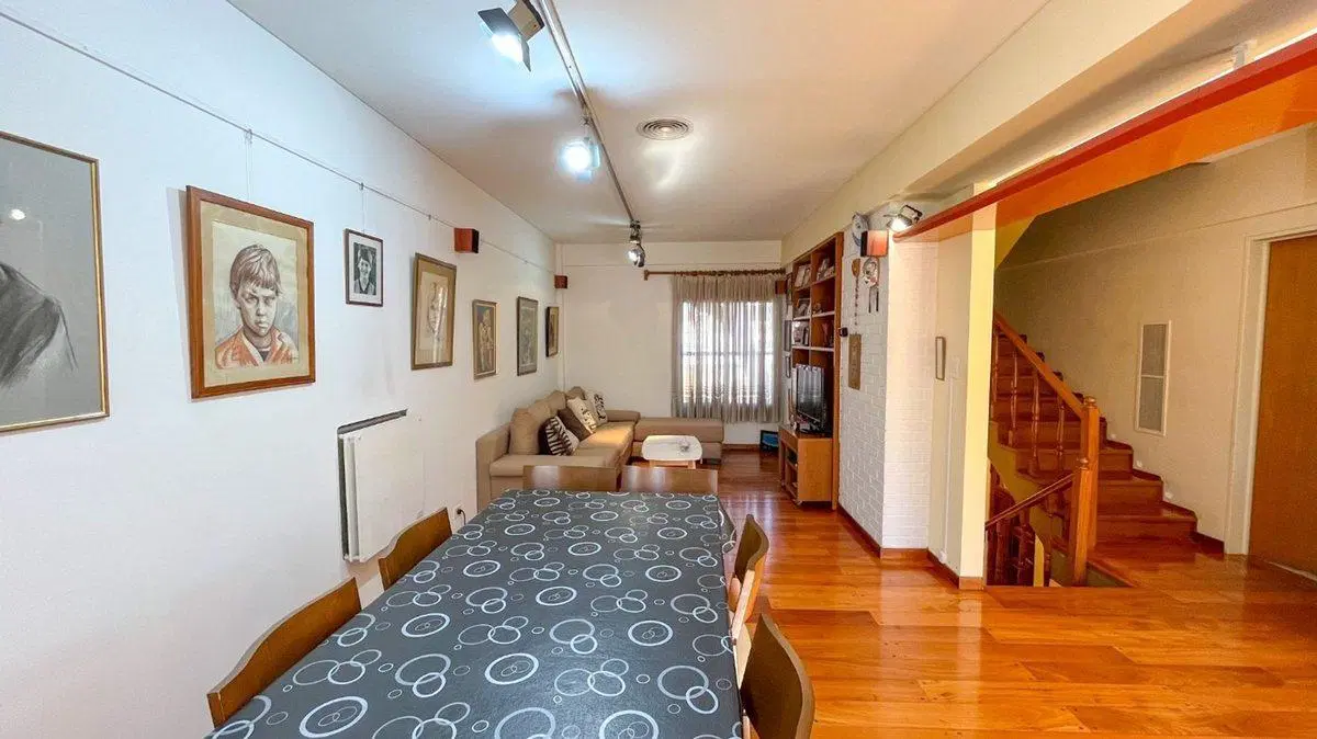 Venta casa Floresta 3 pisos terrazas Cochera doble 4