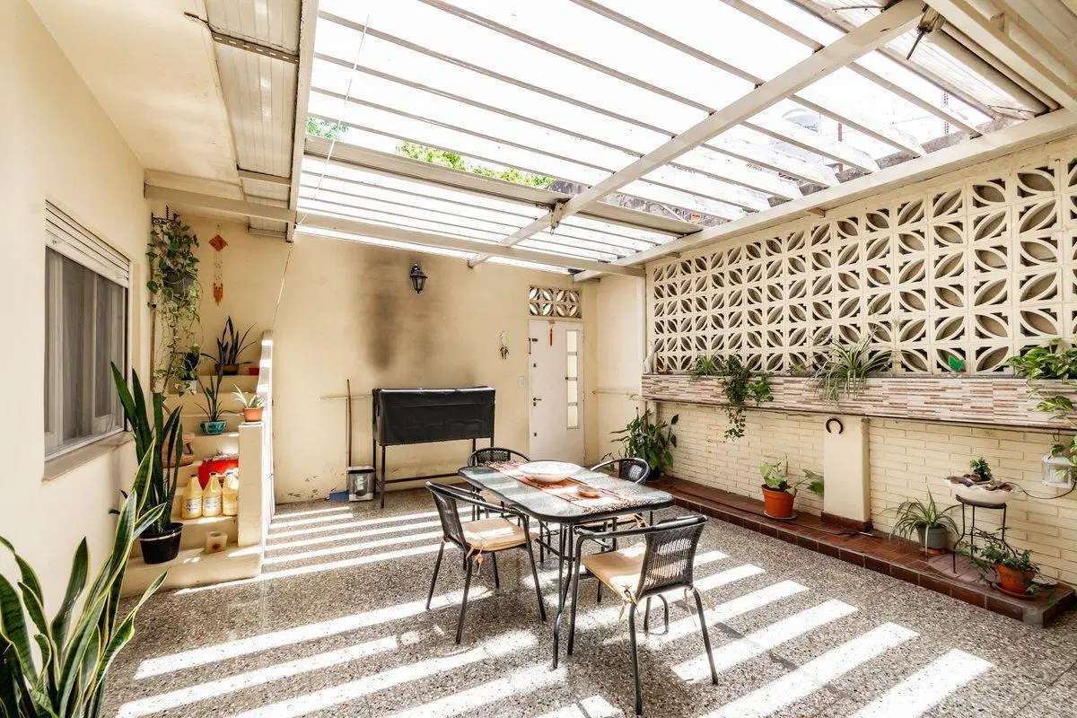 VENTA PH 3 AMB QUINCHO/ESCRITO/PATIO V.LYNCH 3