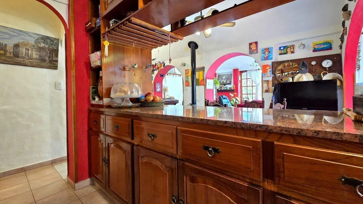 VENTA CASA 4AMB ESCOBAR CON PILETA Y JARDIN 3