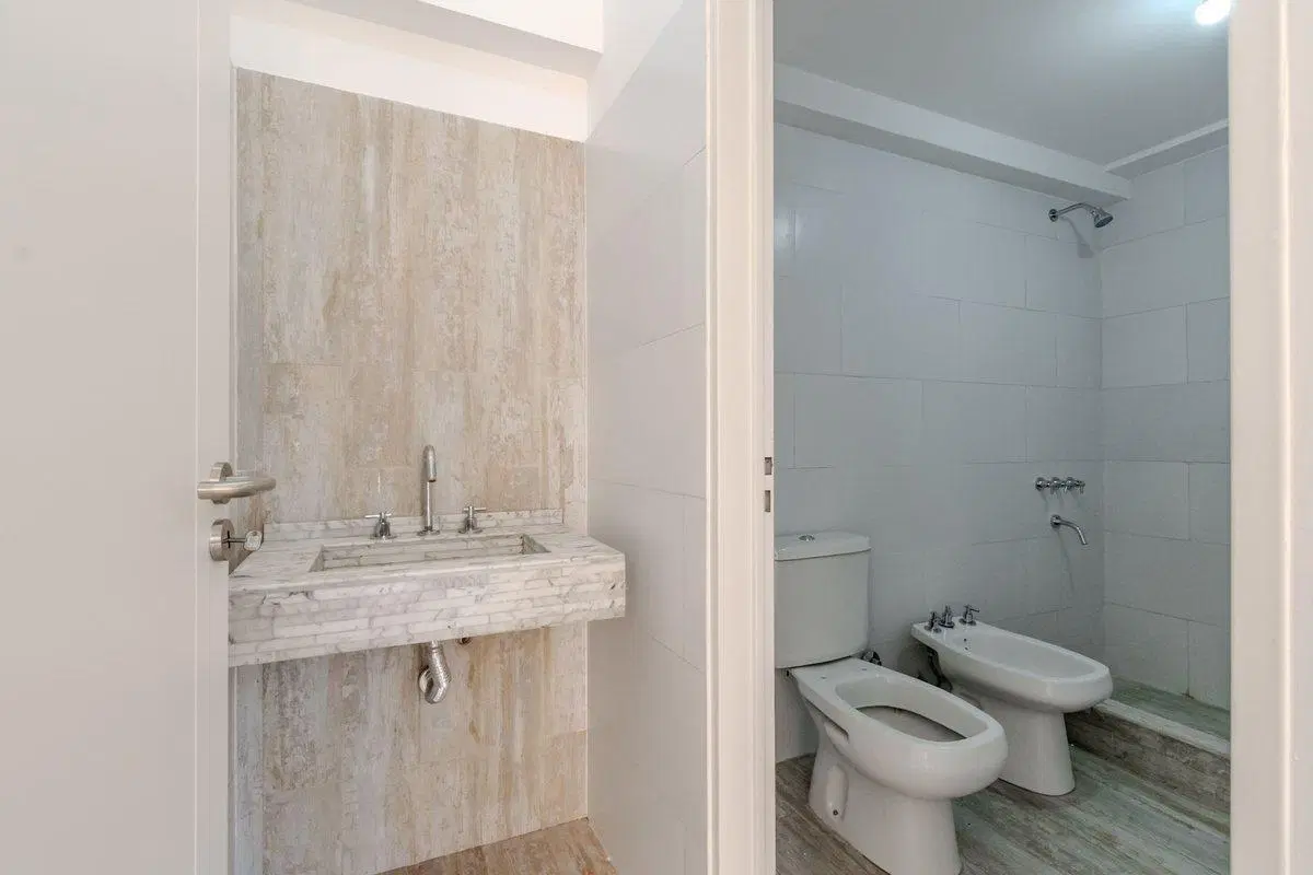VENTA DPTO. 3 AMB. C/COCHERA CENTRO SAN MARTIN 5
