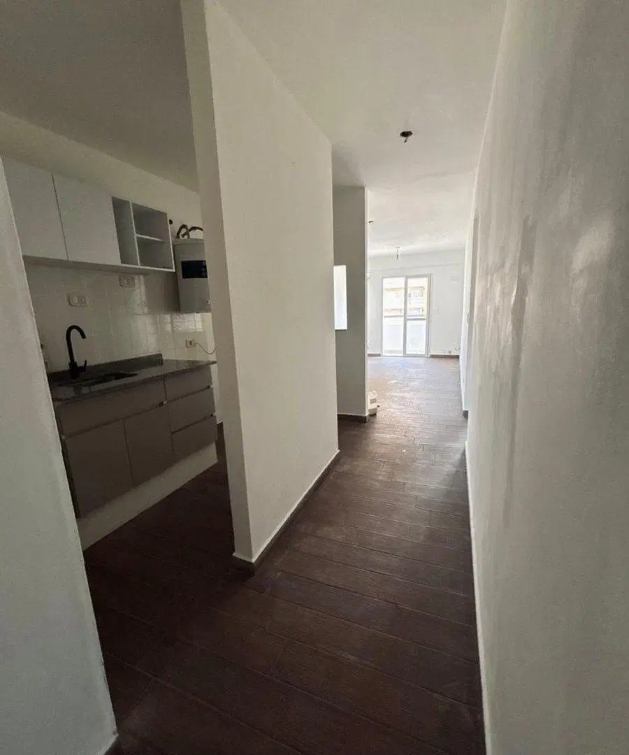 Venta departamento Caseros 3 amb  cfte Balcón 2