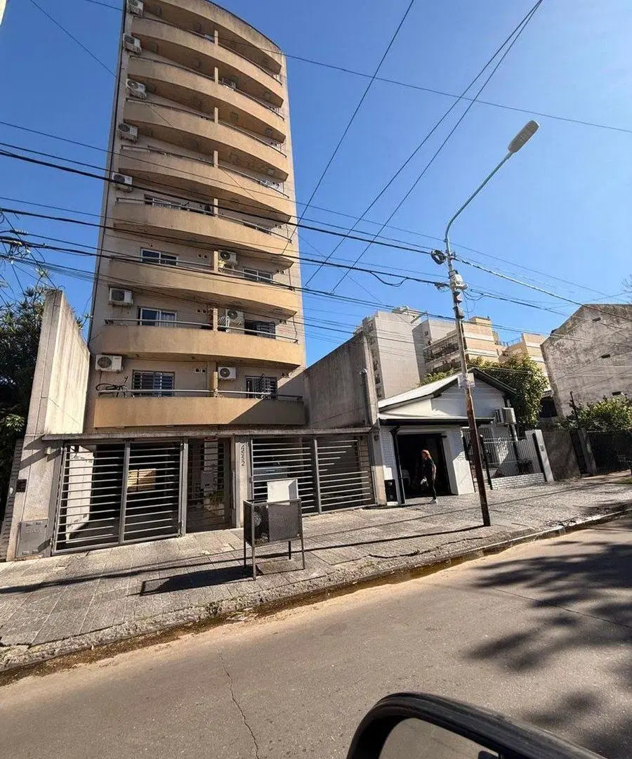 Venta departamento Caseros 3 amb  cfte Balcón 5