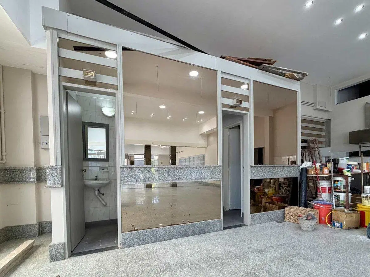 LOCAL COMERCIAL EN VENTA EN VILLA DEL PARQUE 2