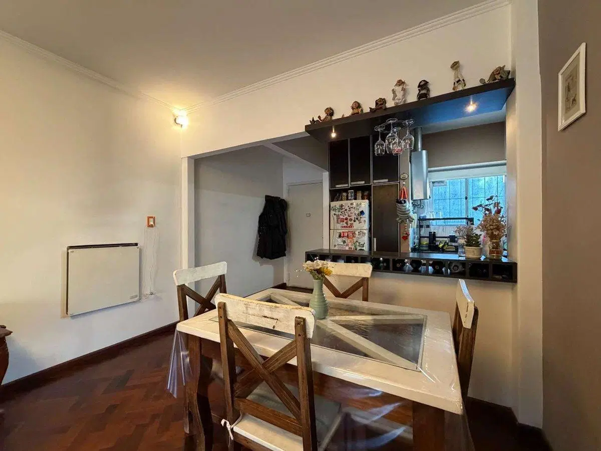 DPTO 3 AMB EN VENTA EN DEVOTO CON BALCON 4