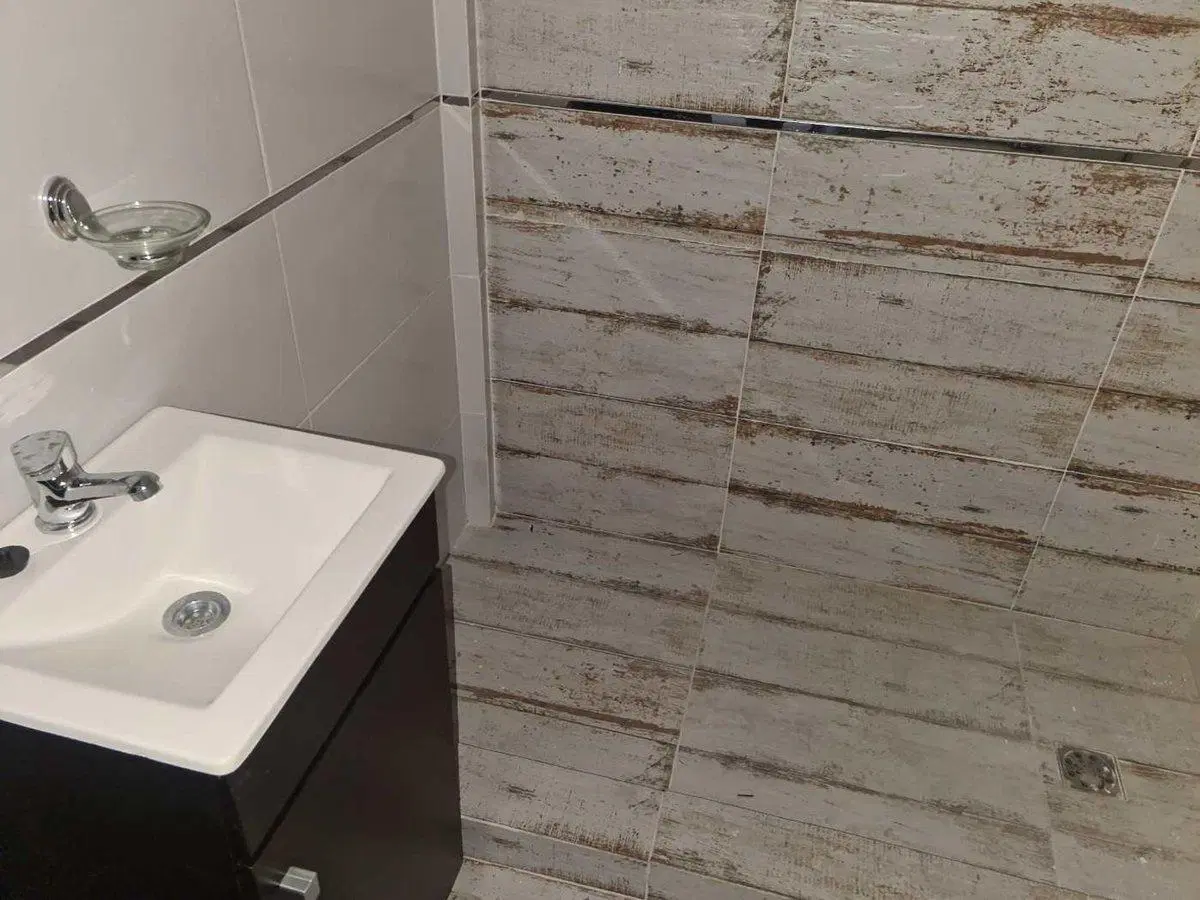 VENTA DE MONOAMBIENTE EN SANTOS LUGARES CON RENTA 5