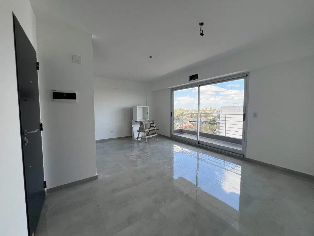 VENTA DEPTO 2 AMB CON BALCON - SAENZ PEÑA 4