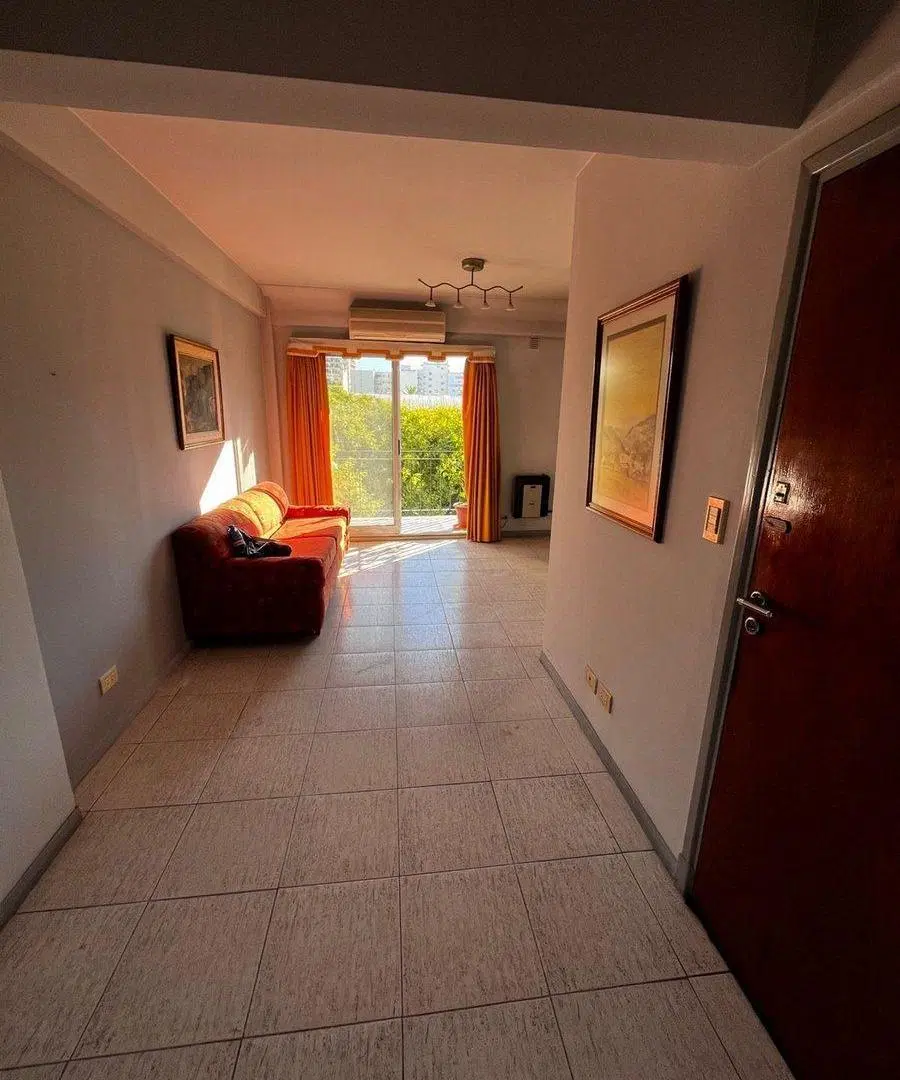 VENTA DEPTO 3 AMB. CON BALCON AL FRENTE. CABALLITO 2