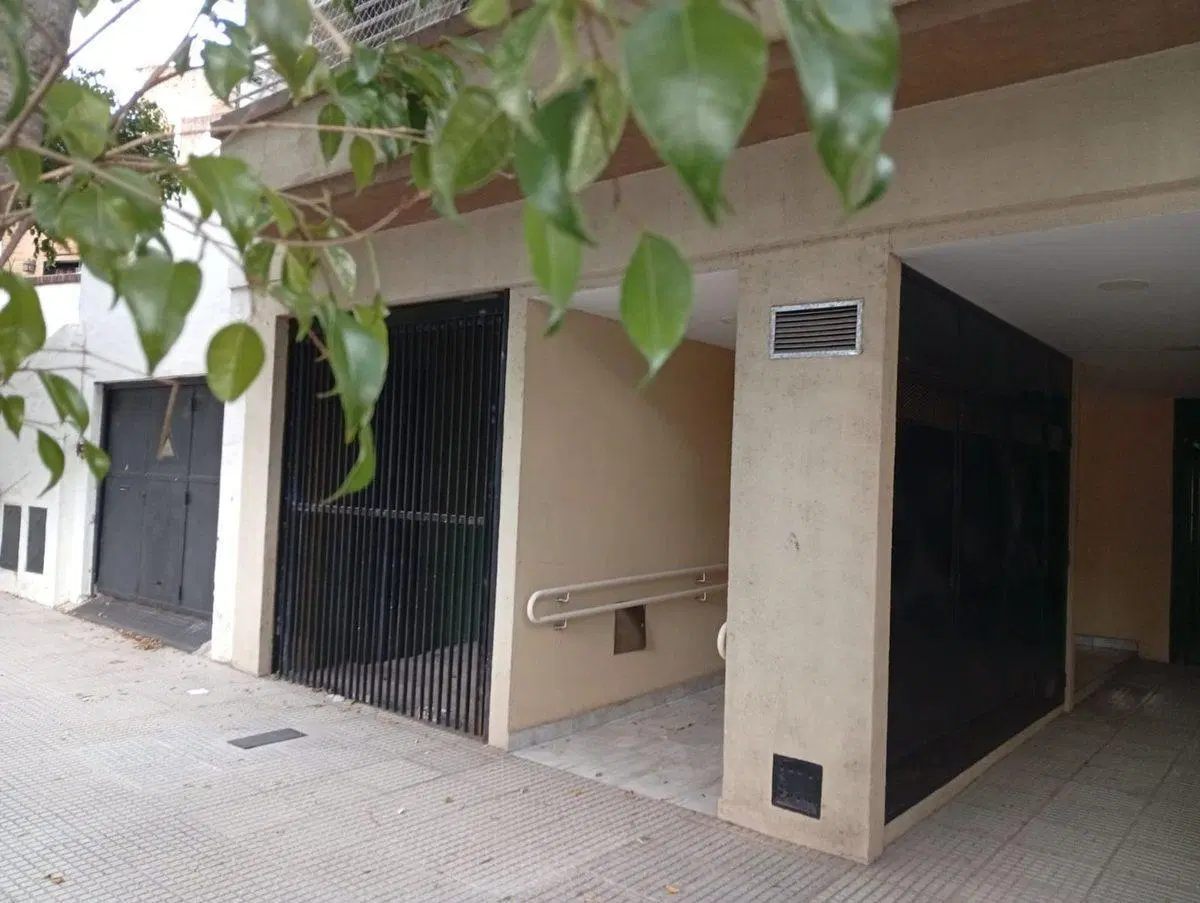 VENTA COCHERA - VILLA URQUIZA 2