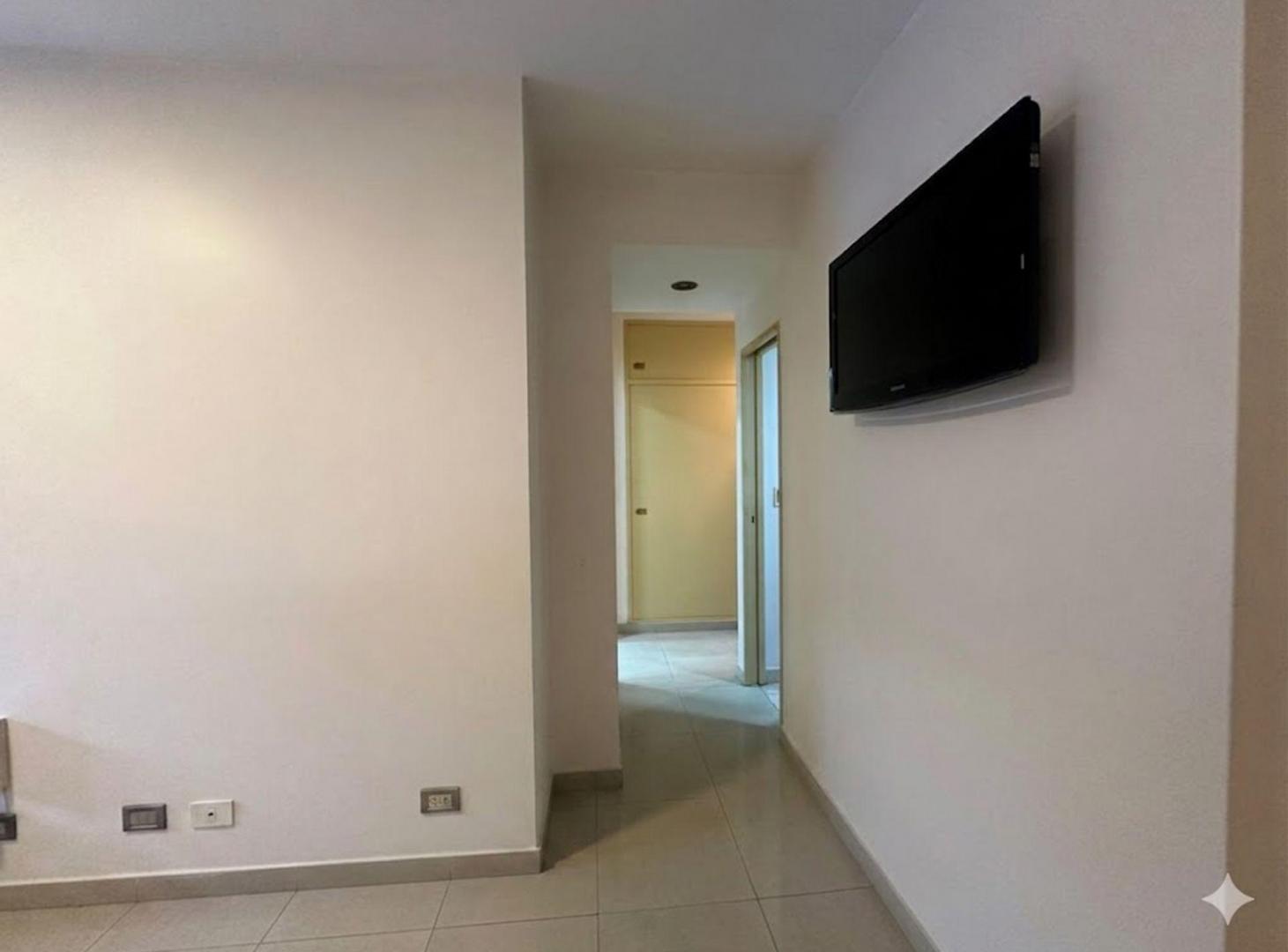 DEPARTAMENTO 2 AMB  VENTA MONTE CASTRO CON PATIO