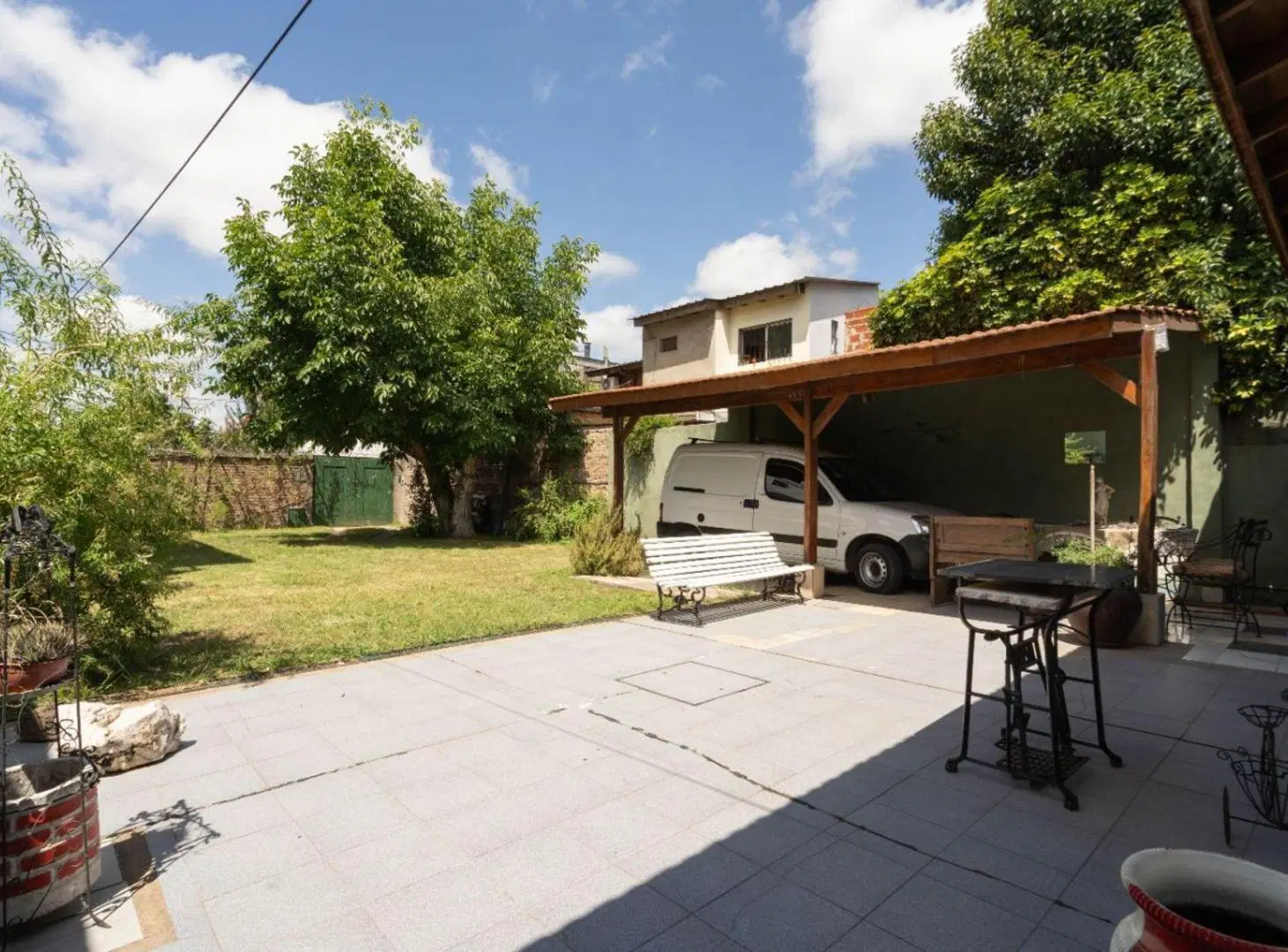 VTA CASA 3 AMB EN MORENO CON PARQUE Y PILETA 4