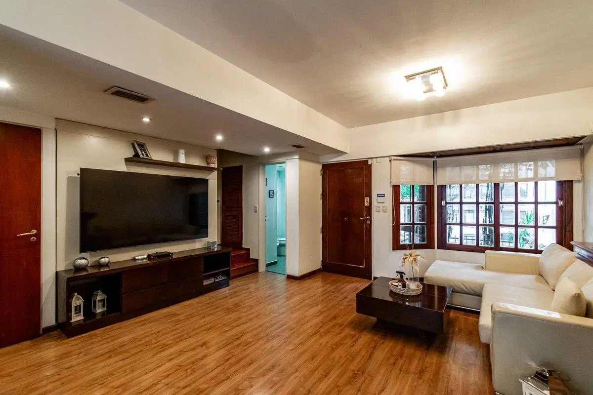 VENTA TRIPLEX 5 AMBIENTES EN VILLA DEL PARQUE 3