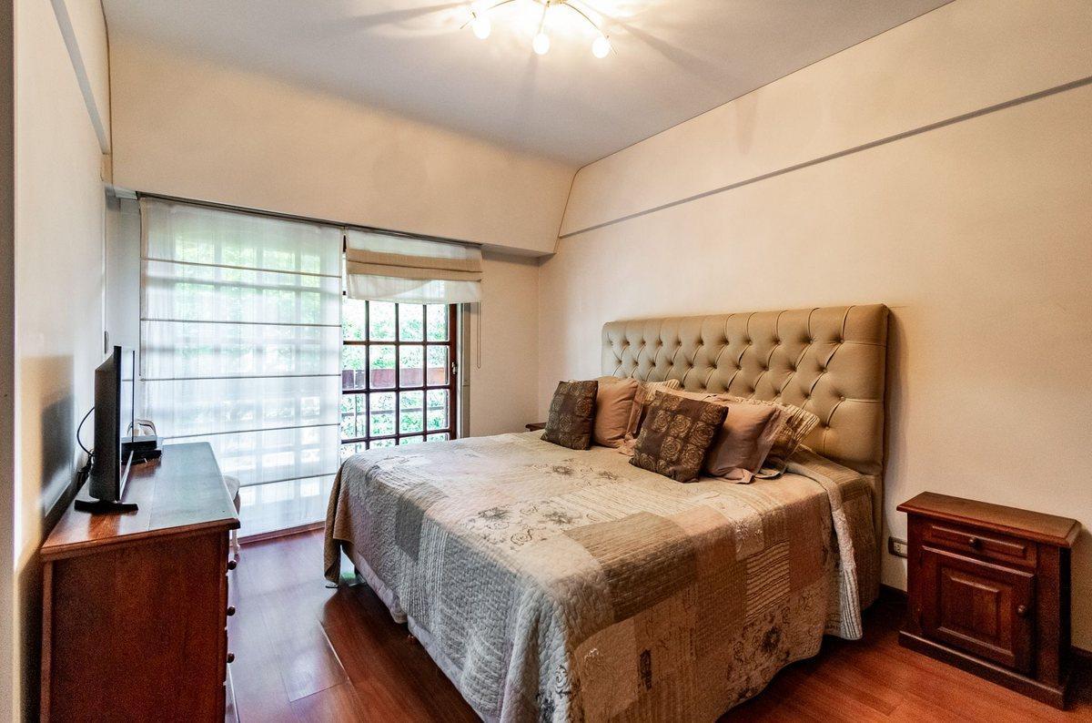 VENTA TRIPLEX 5 AMBIENTES EN VILLA DEL PARQUE