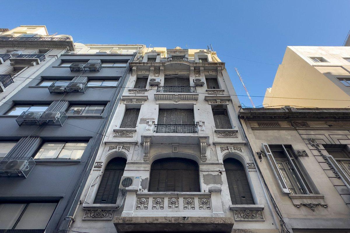 OFICINAS BLOCK 5 PISOS VENTA MICROCENTRO 930M2