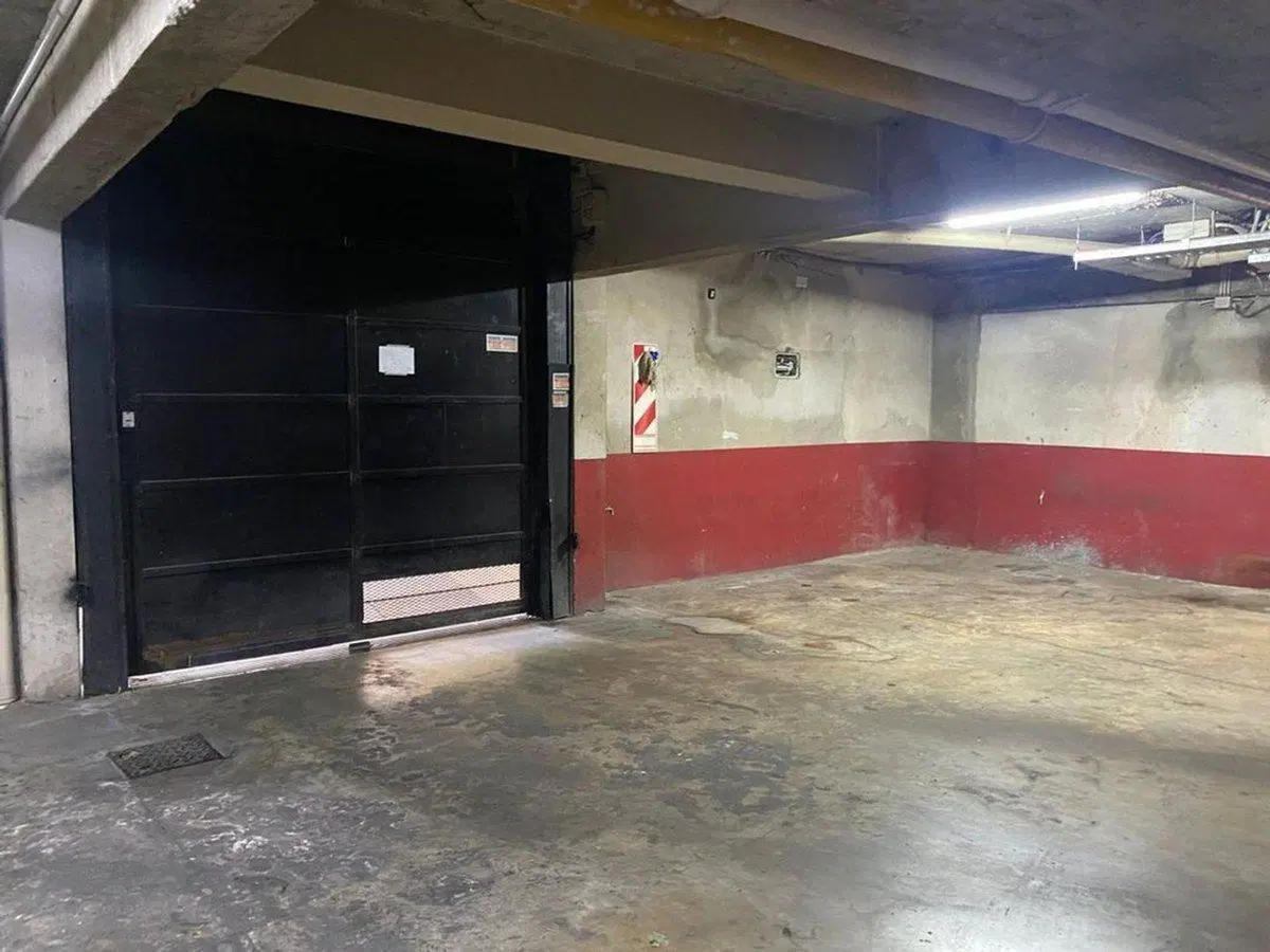VENTA COCHERA CUBIERTA FIJA MONTE CASTRO 4