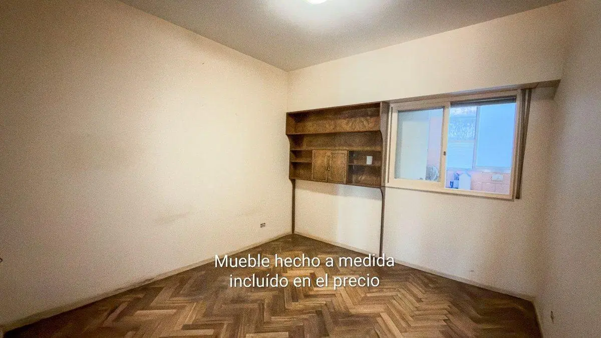 VENTA DPTO 3 AMB BALCON Y COCHERA - FLORES 5