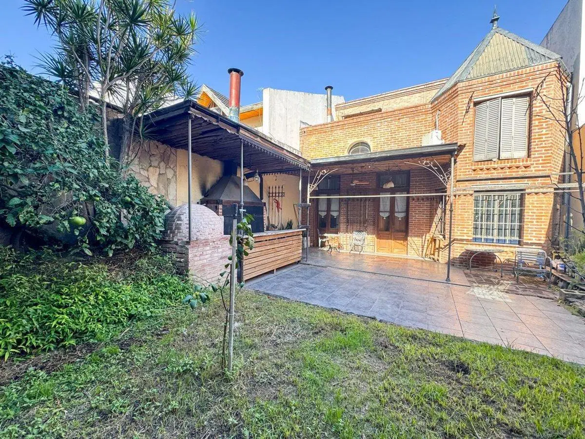 Venta Casa c/Cochera Jardín- Villa Devoto 2