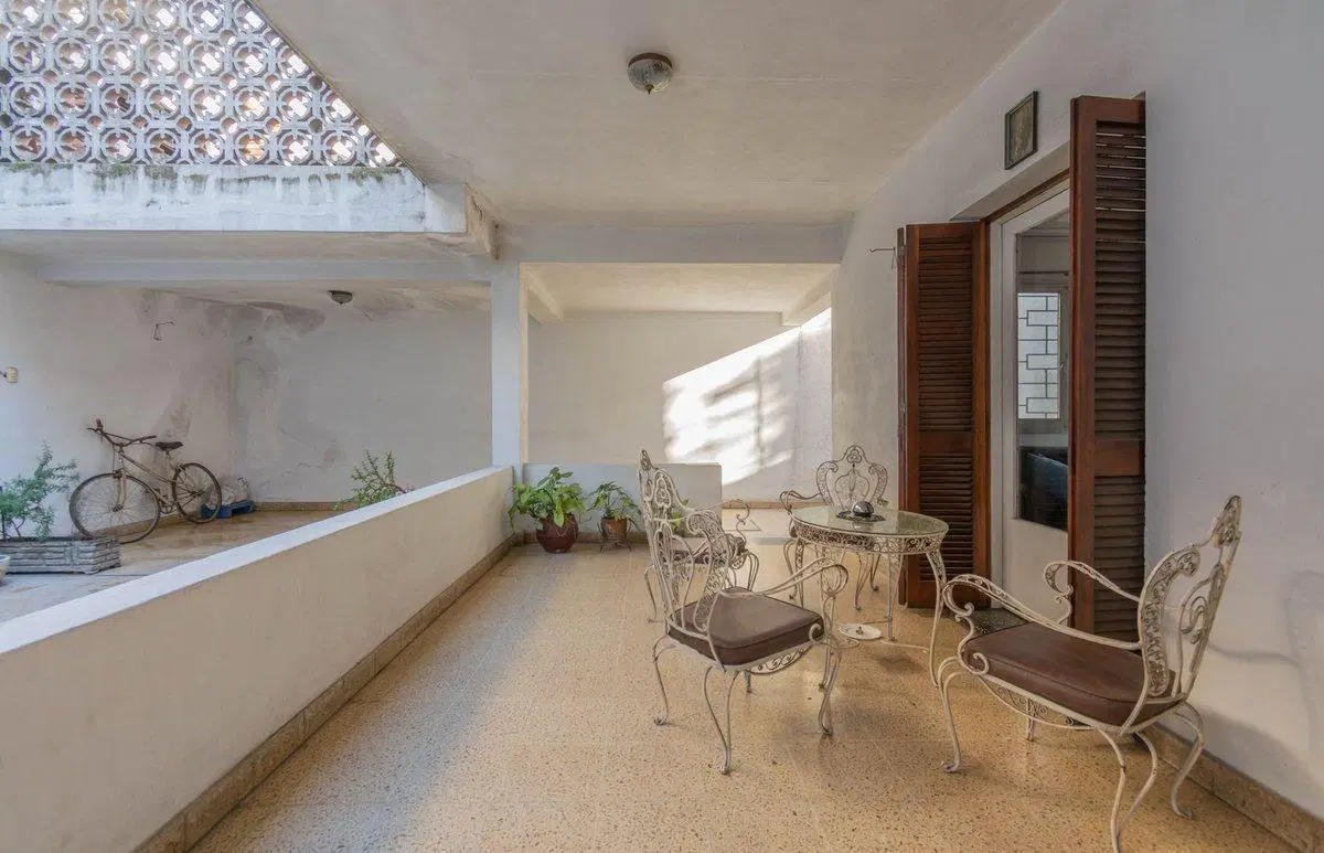 Venta casa Ciudadela 6 amb.-Cochera A.credito 8