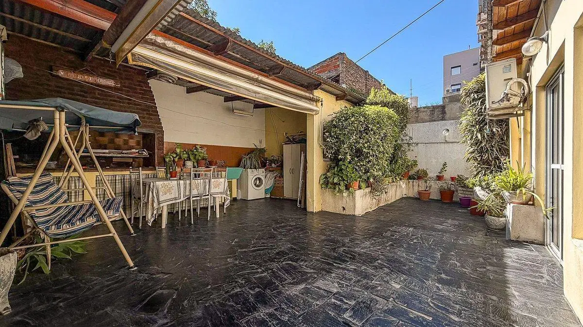VENTA PH 4 AMB JARDIN PATIO TERRAZA S.LUGARES 3