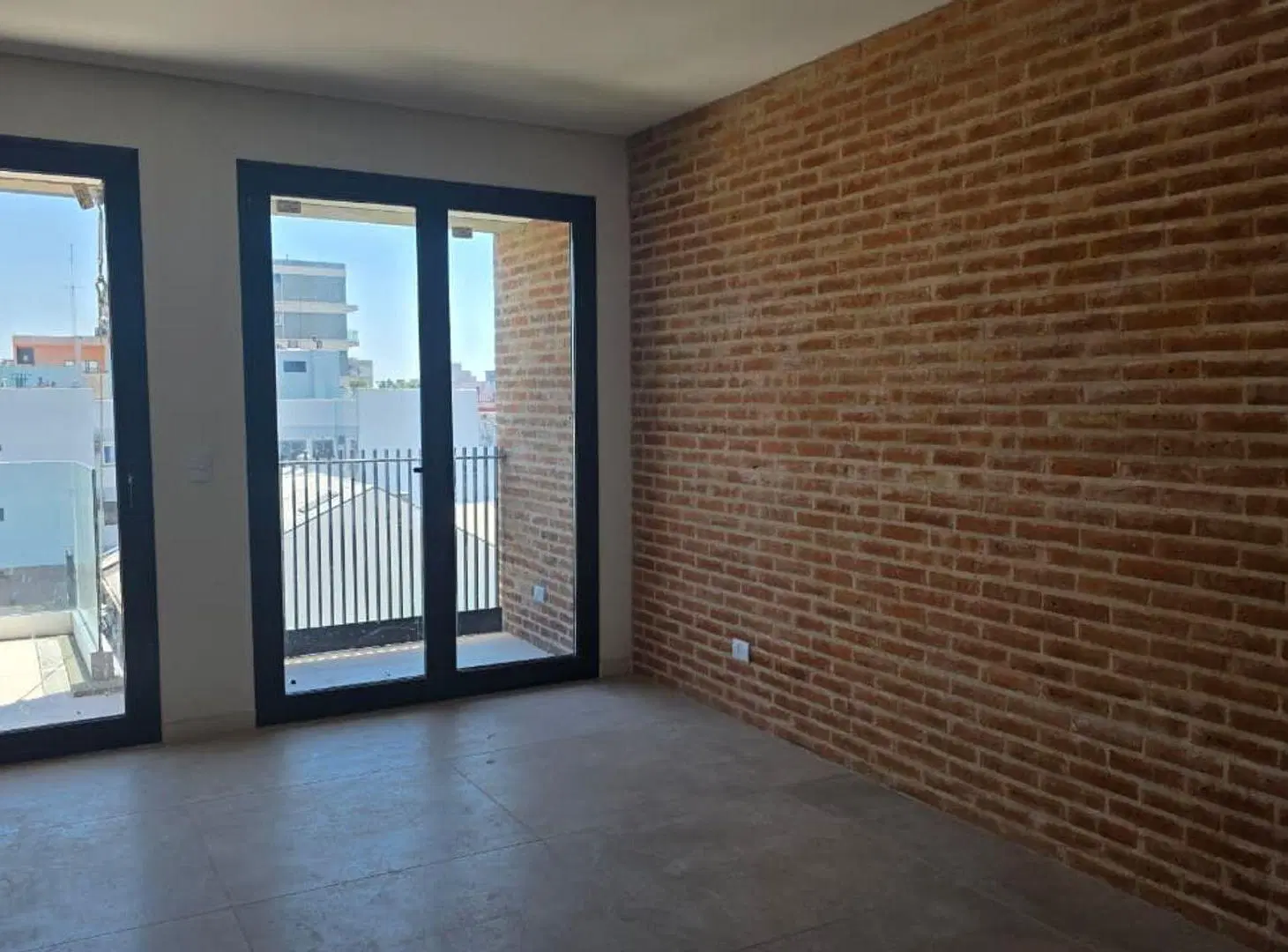 VENTA DPTO 3 amb. 1º piso, DEVOTO . ENTREGA JULIO 4