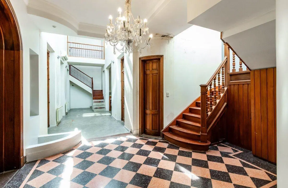 VENTA CASA 5 AMBIENTES COLEGIALES CON TERRAZA 5