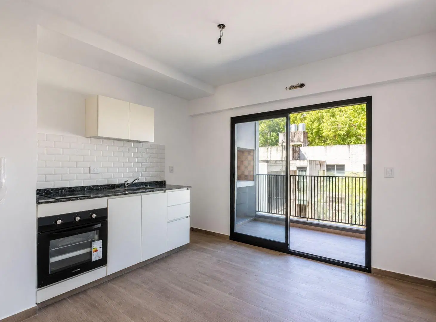 VENTA DEPTO 2 AMB C BALCON POZO CASEROS 2