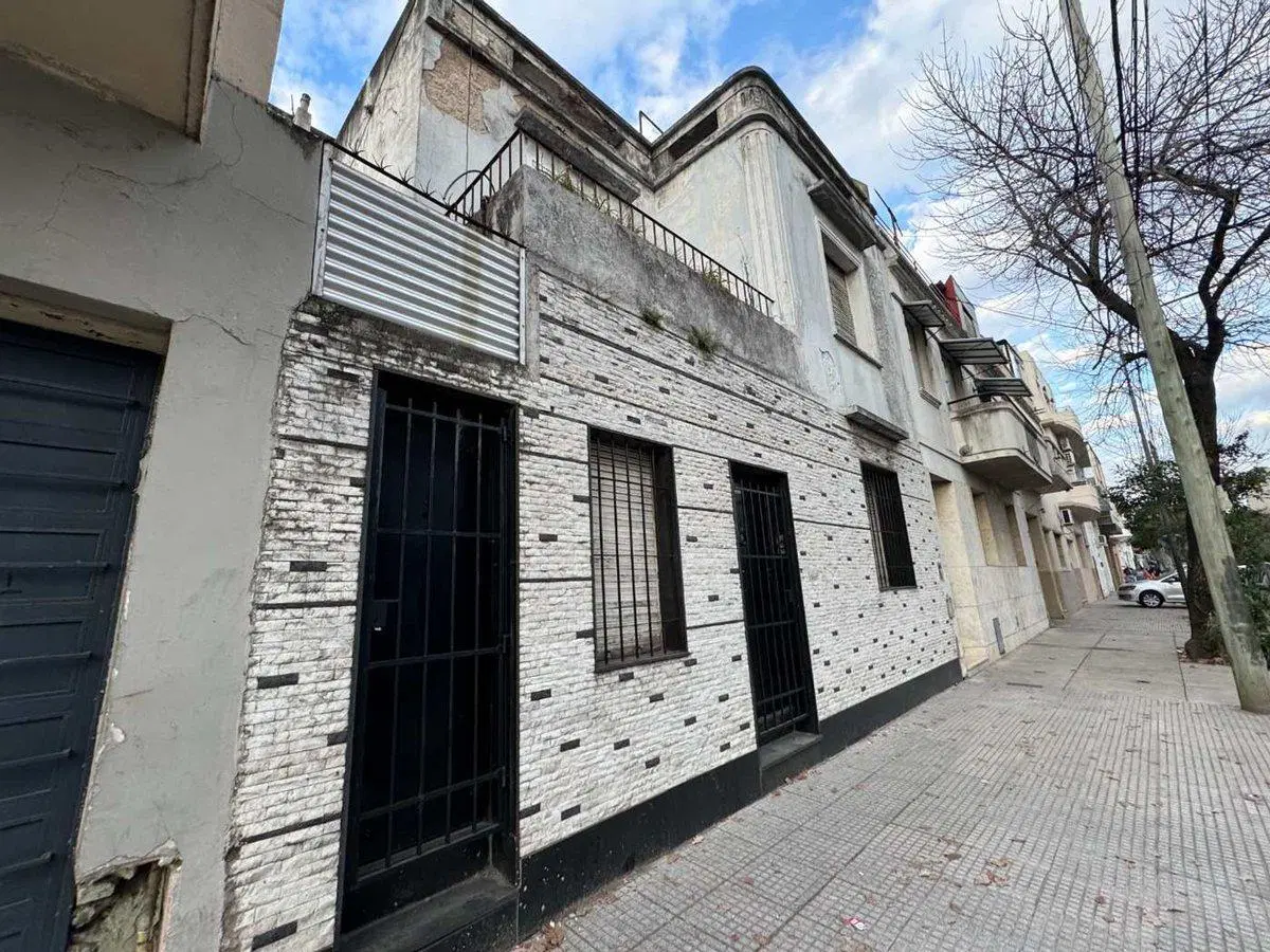 LOTE EN VENTA 153 m Frente 8,66 m PARQUE CHACABUCO 5