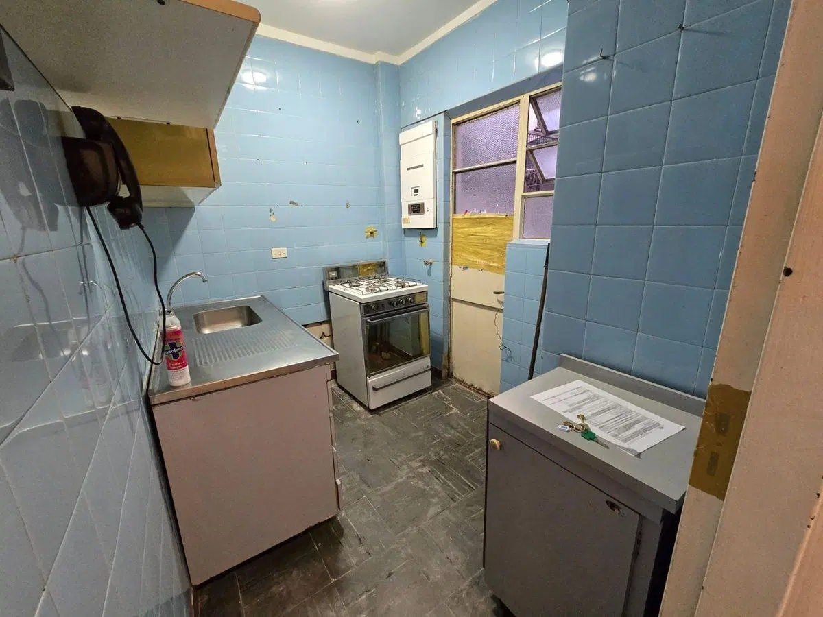 Venta 2 amb con balcon a refaccionar Nuñez 4