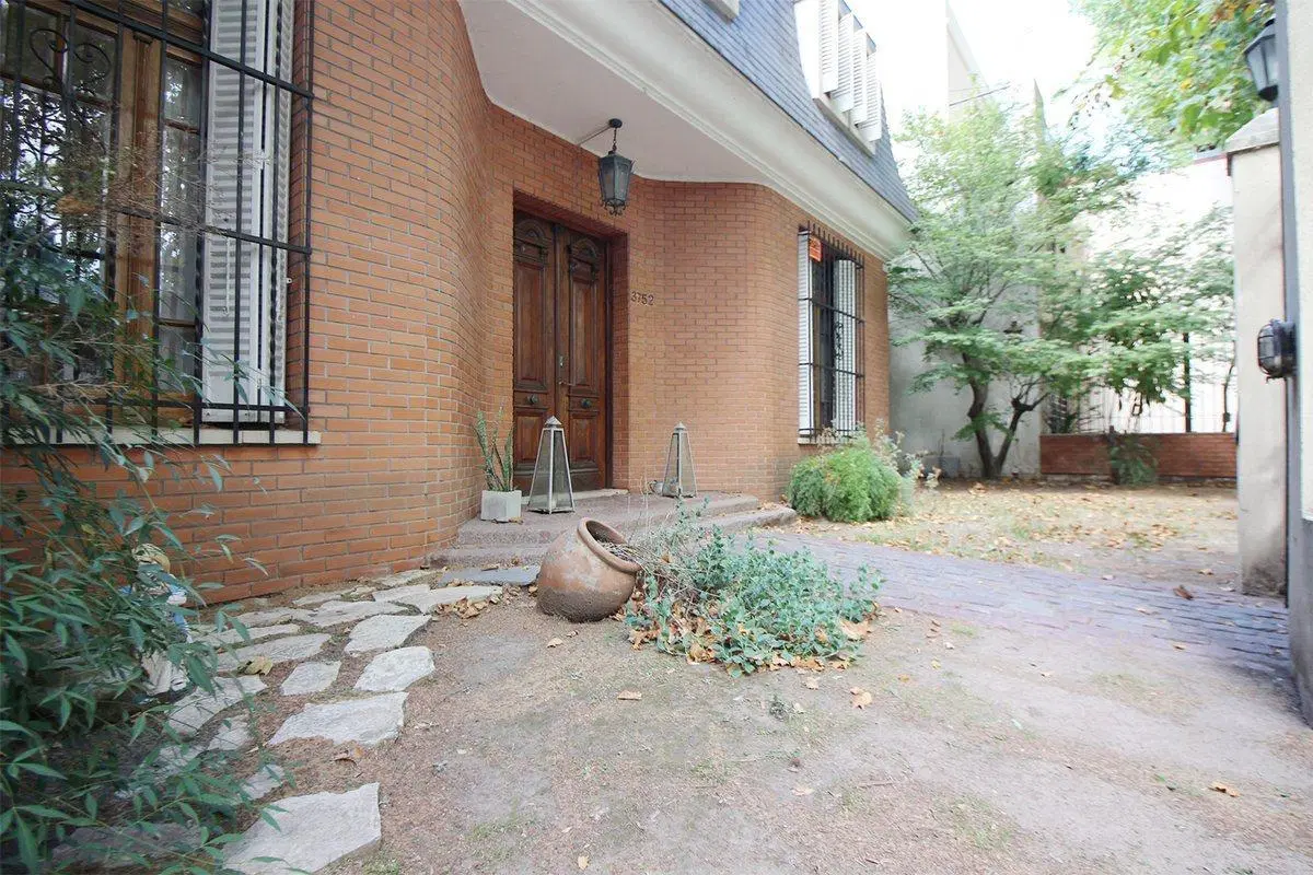 Venta Casa 7 amb cochera  pileta jardín V. Devoto 3