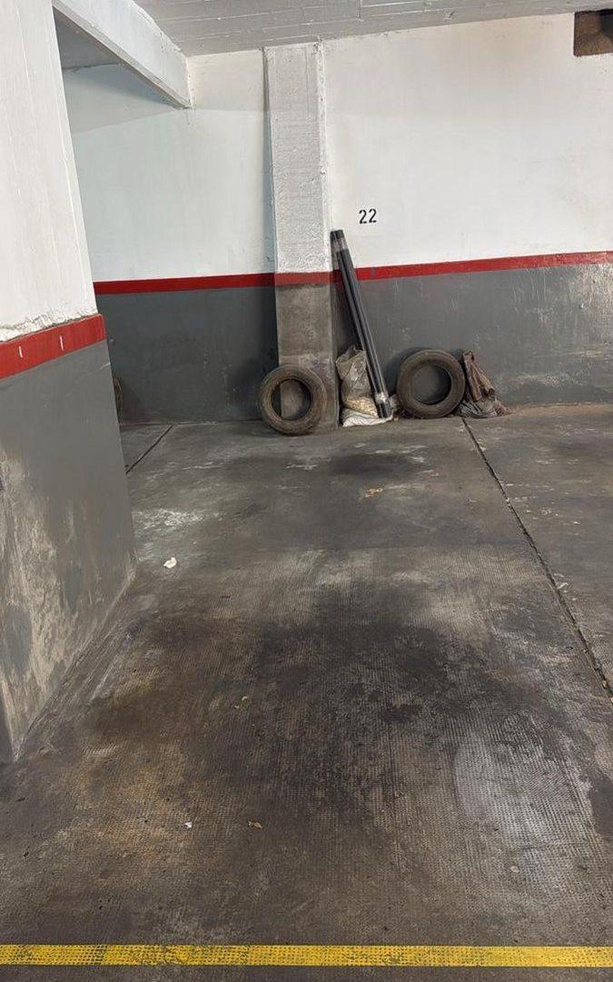 VENTA COCHERA CUBIERTA - PALERMO