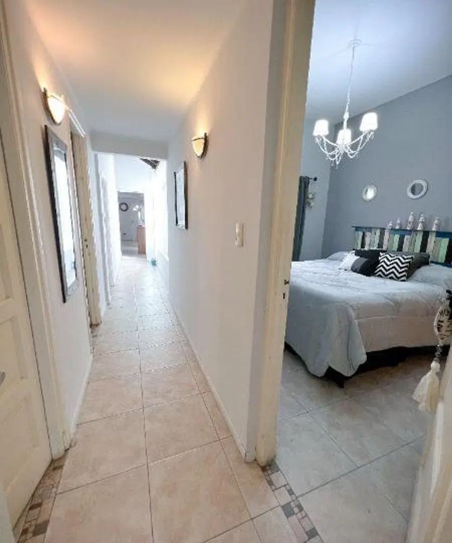 Vta Casa 5 AMB, Cochera, a.cred Permuta S Lugares 4