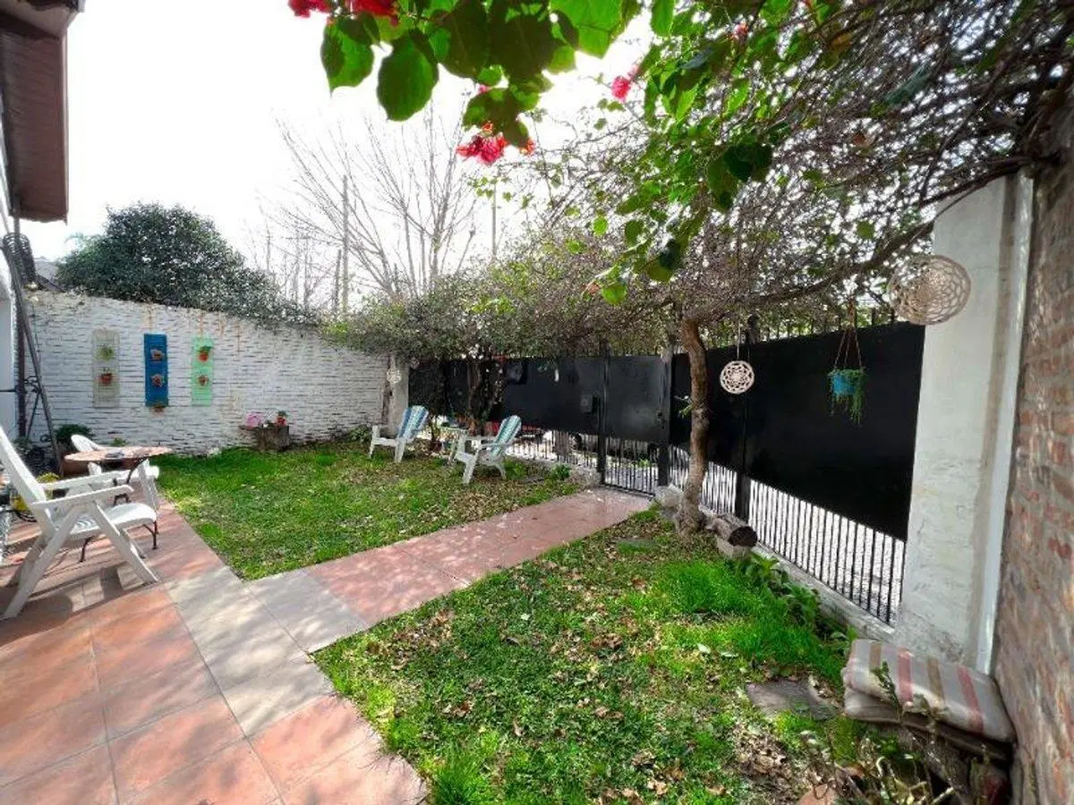 Vta Casa 5 AMB, Cochera, a.cred Permuta S Lugares 3