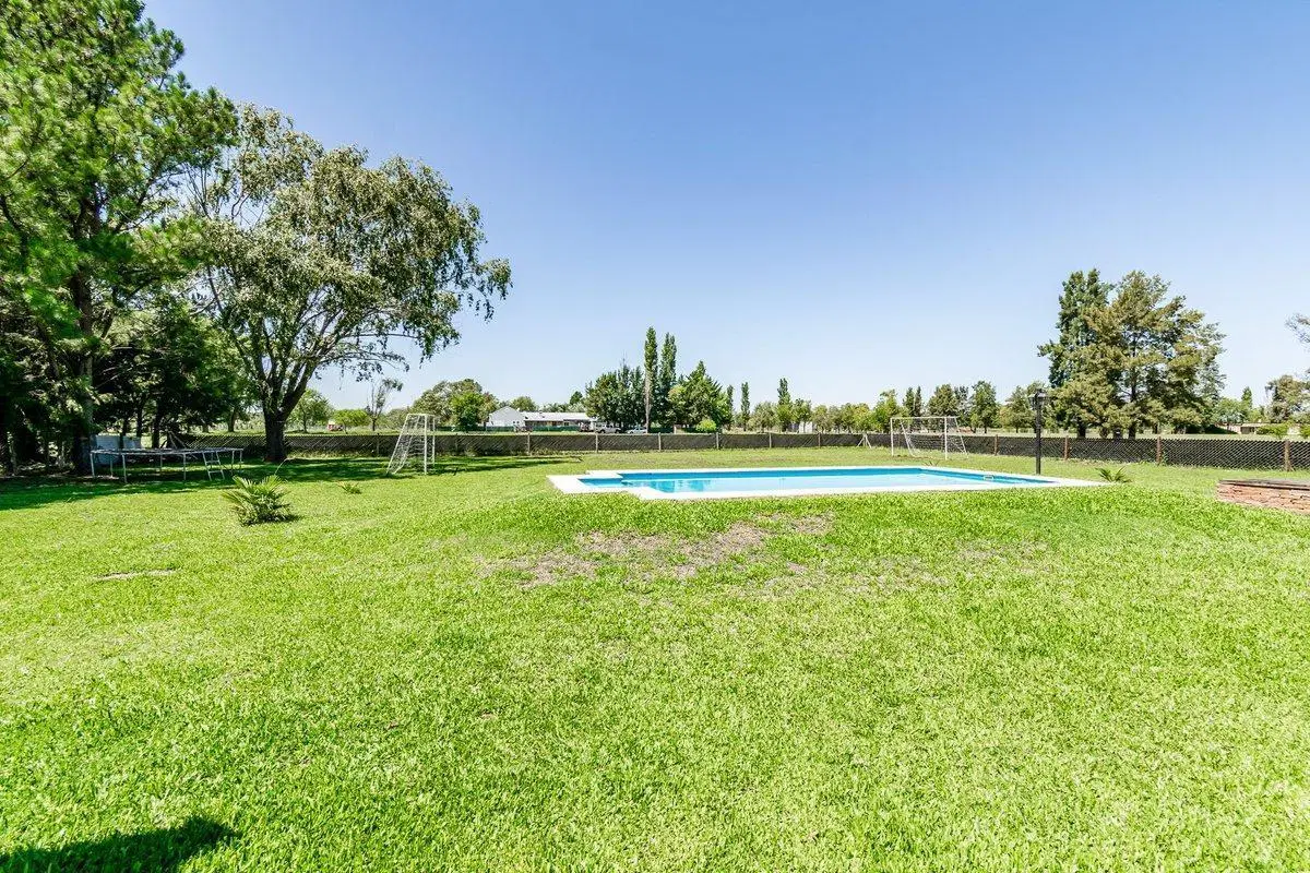 VENTA CASA 4 AMB BARRIO SEMICERRADO APTO CREDITO 3