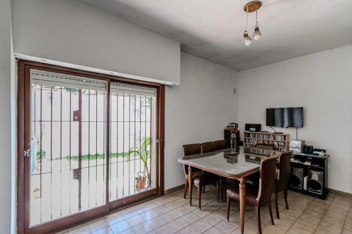 VTA PH 2 amb CASEROS bajas exp PB jardín, parrilla 2