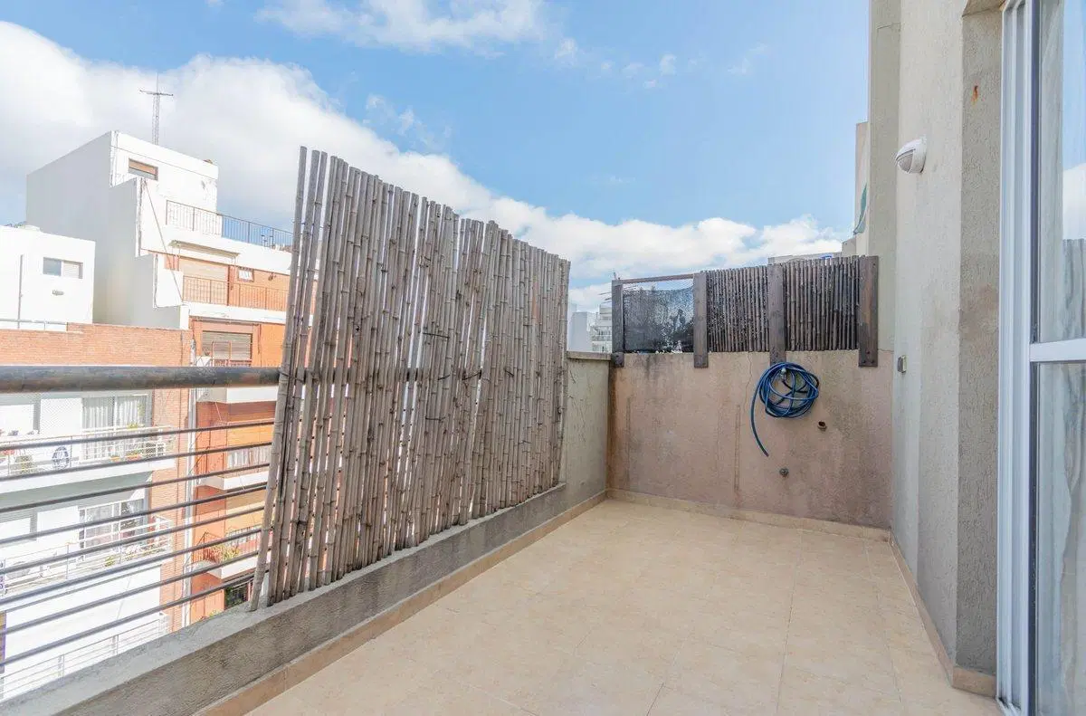 Venta Monoambiente V. Pueyrredon-Balcón-frente. 5