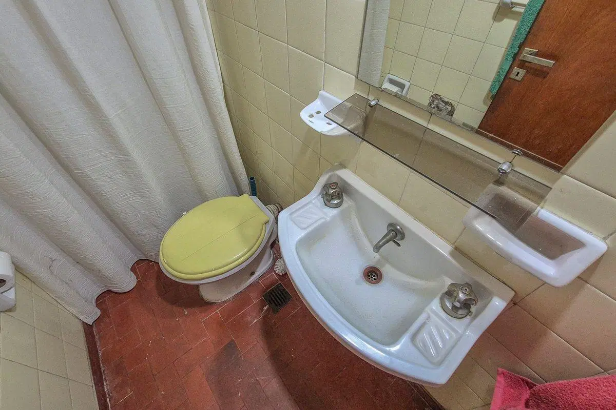 Venta Departamento 4 ambientes Caseros Piso 18 5
