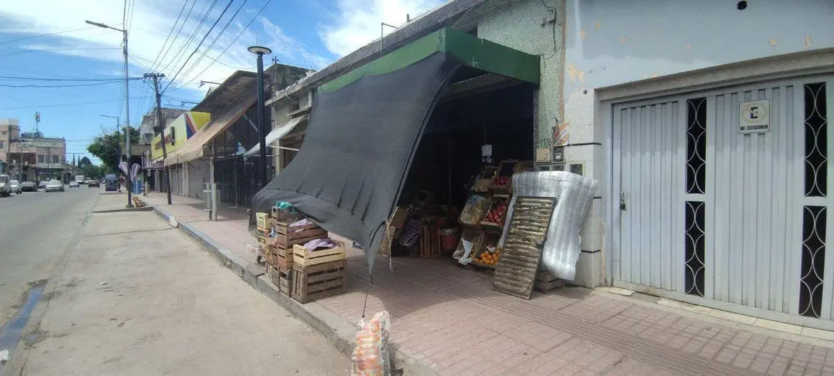 VENTA 3 LOCALES S/LOTE GRAND BOURG Z.COMERCIAL 4
