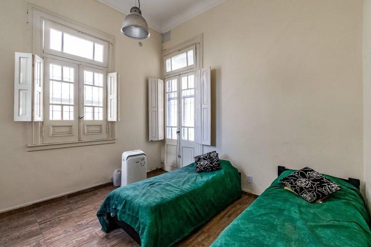 Venta Casa 5 AMB Quincho Pileta S. Peña A.credit 3