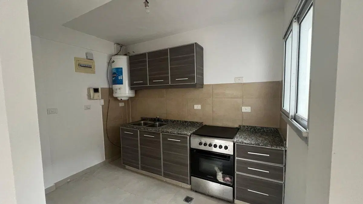 VENTA DEPTO. 2 AMB. PB C/ PATIO INT (APTO CREDITO) 5