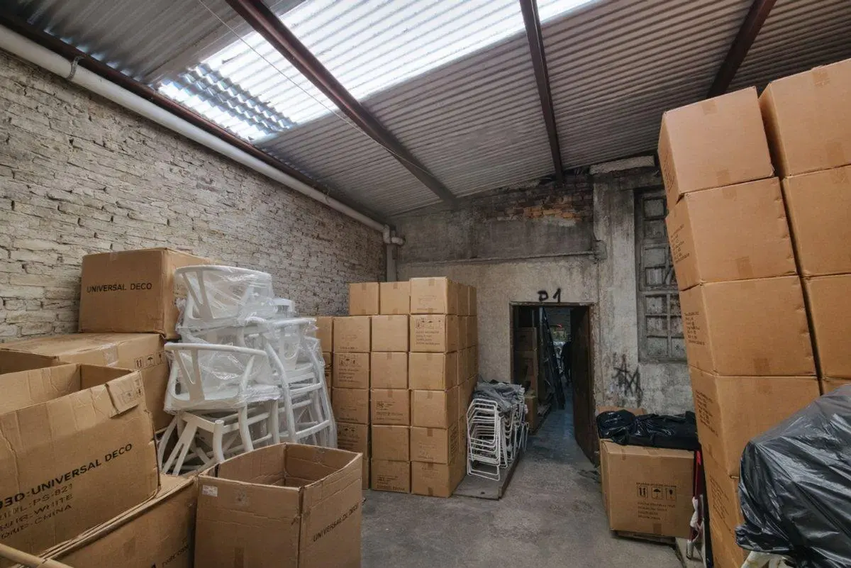 VENTA GALPÓN DOS PLANTAS 370 M2 GERLI LANÚS ESTE 4