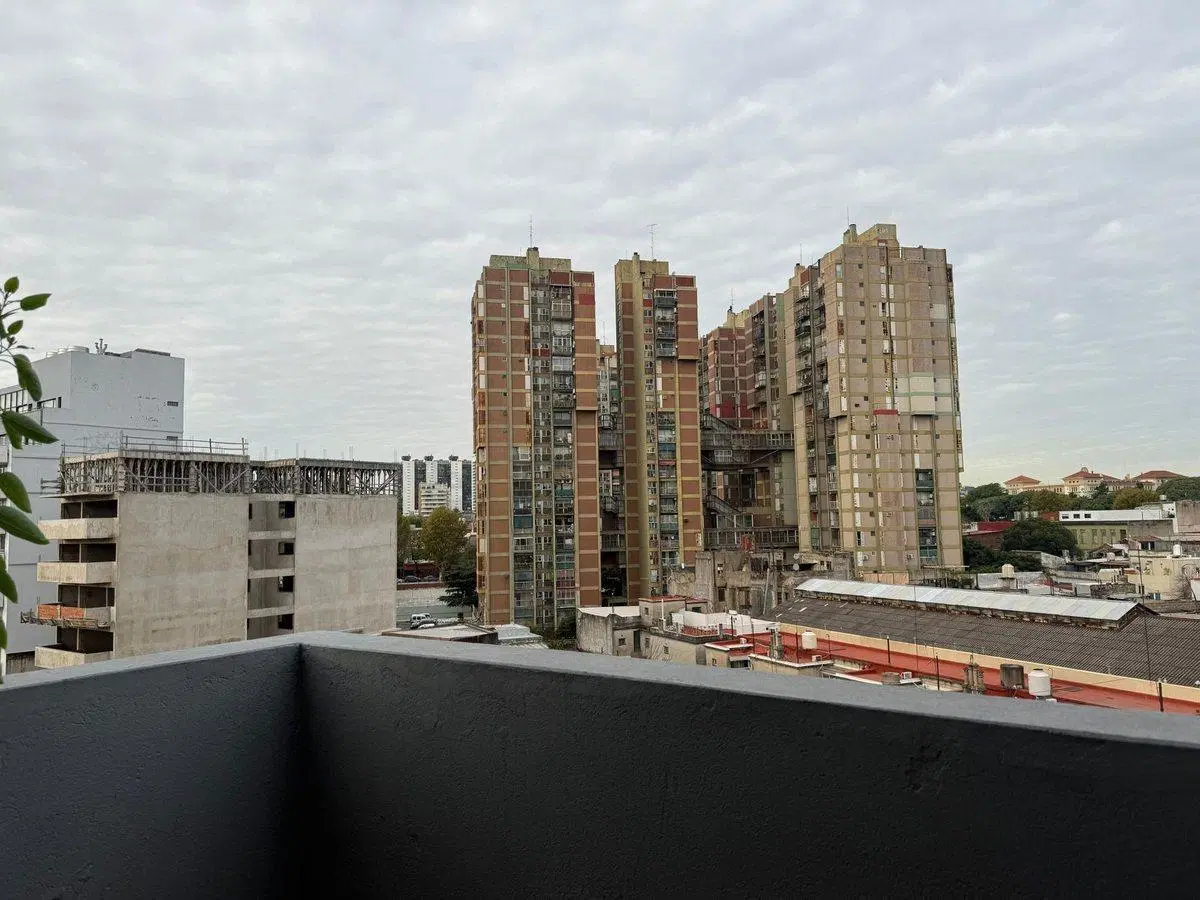 VENTA MONOAMBIENTE CON BALCON PARQUE PATRICIOS 5