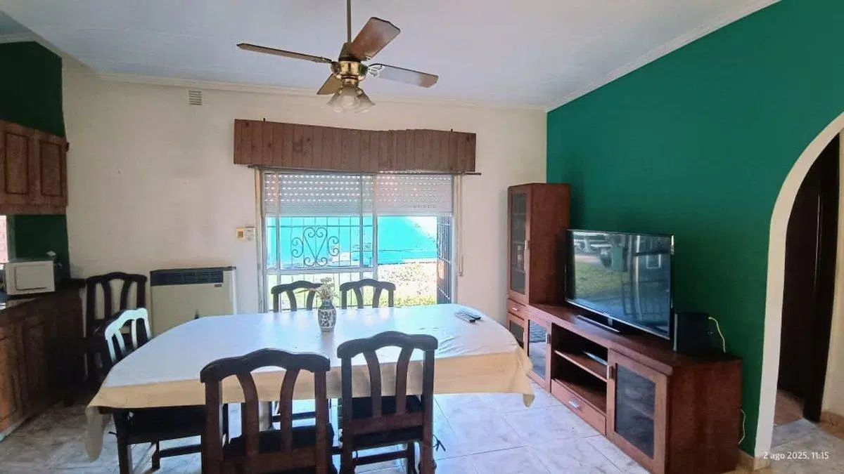 Venta casa V. Ballester 4amb jardín pileta-Credito 5