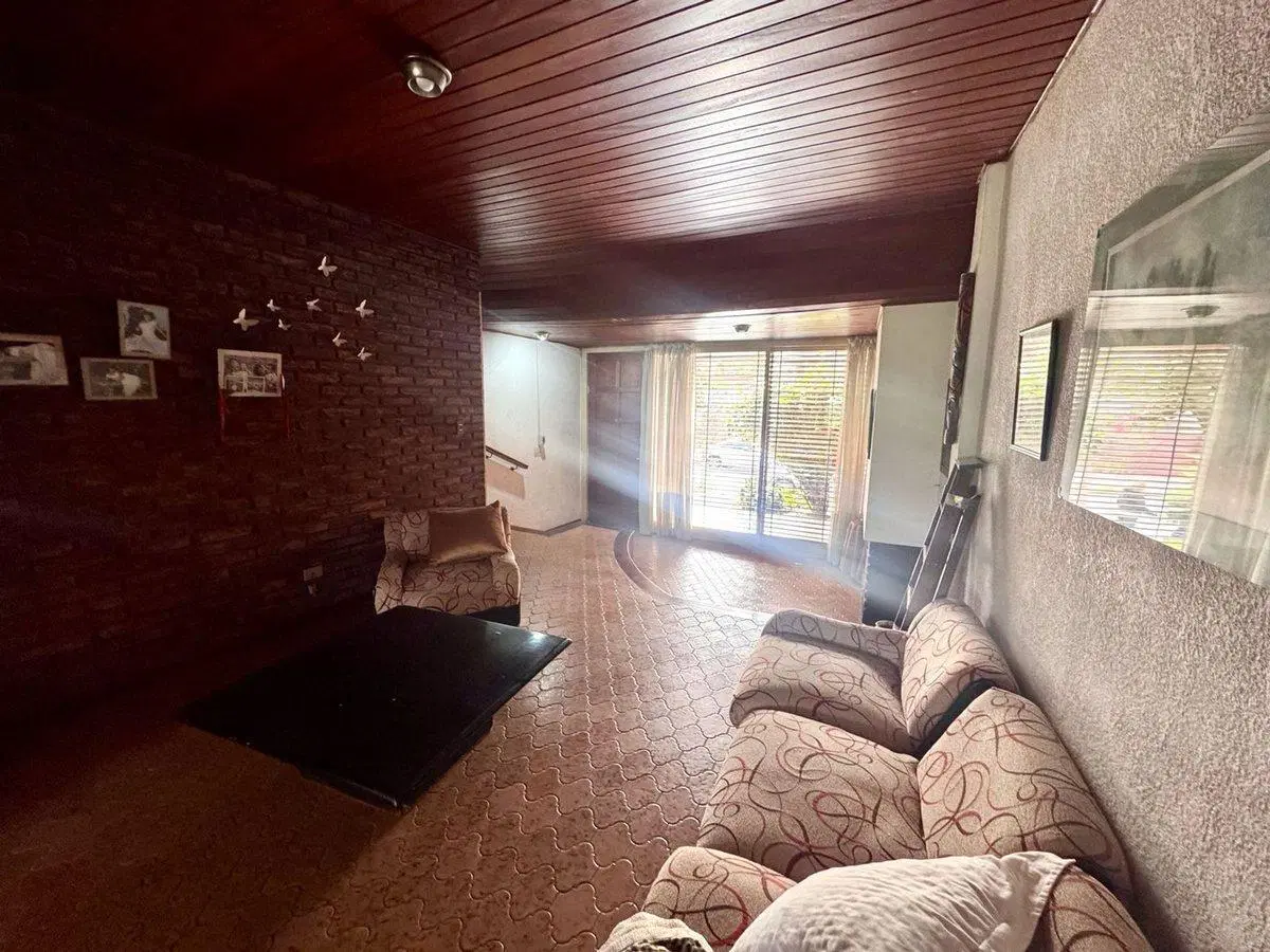 CASA EN VENTA PARQUE AVELLANEDA 3 DORM JARDIN COCH 3