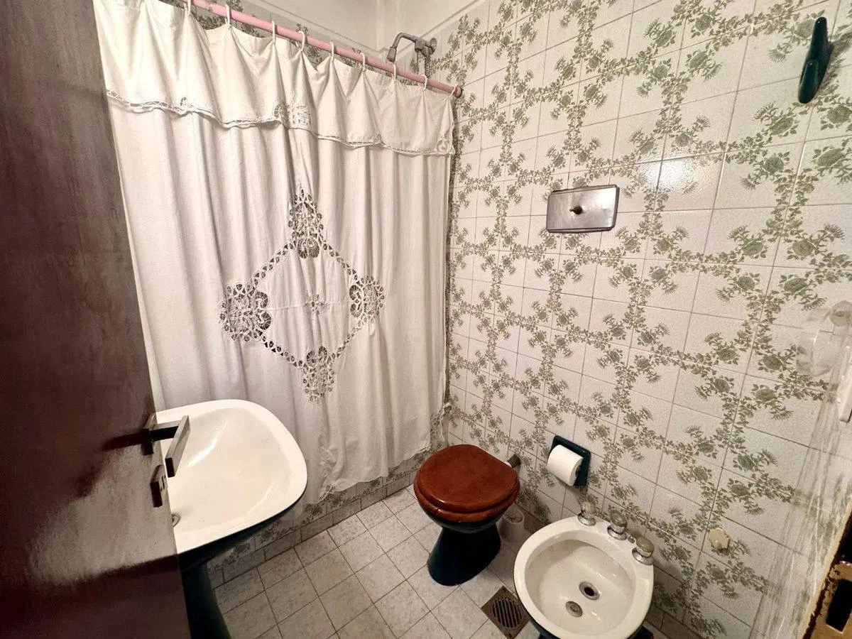 CASA EN VENTA PARQUE AVELLANEDA 3 DORM JARDIN COCH 5