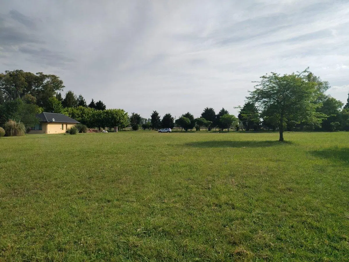 VENTA-LOTE CLUB DE CAMPO Y POLO-GRAL.HORNOS 3