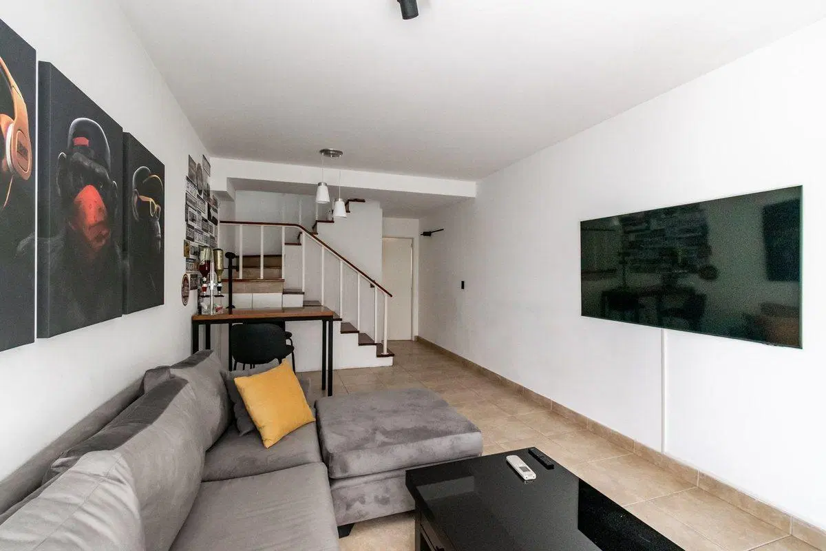 VENTA DUPLEX 3 AMB GUARDACOCHE PATIO V.DEVOTO 2