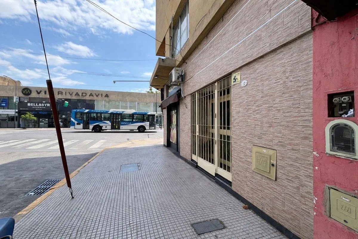 VENTA DEPTO 2 AMB AMPLIO - LINIERS- 5