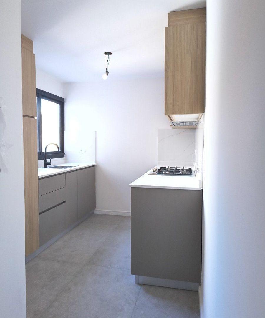 Foto de VENTA 4AMB SEMIPISO ESTRENAR FRENTE VILLA DEVOTO, imagen 2