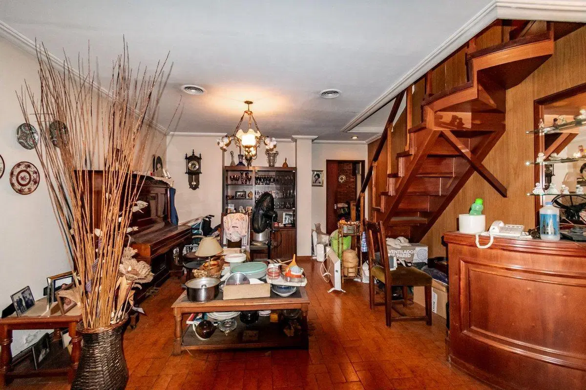 VENTA CASA 7 AMB CON JARDIN TERRAZA Y COCHERA 5