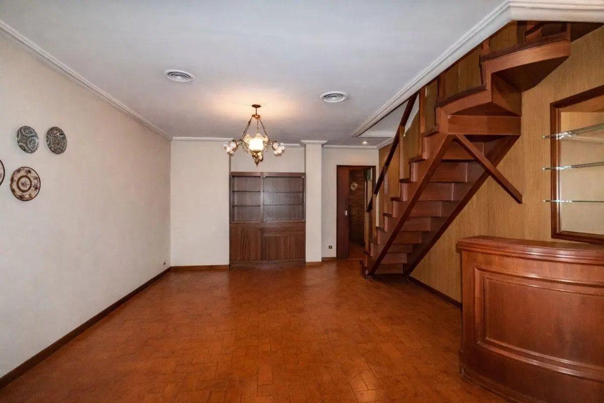 VENTA CASA 7 AMB CON JARDIN TERRAZA Y COCHERA 2