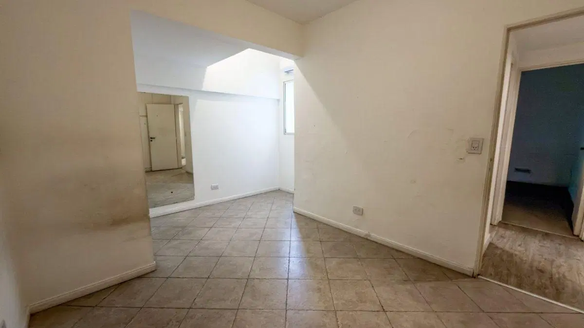 VENTA DEPTO 3 AMB CON PATIO APTO CREDITO 4